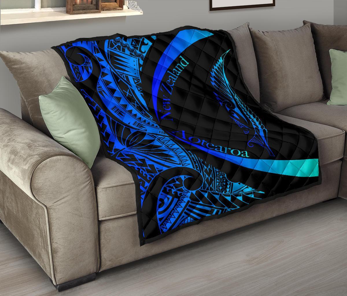 New Zealand Silver Fern Premium Quilt Maori Tattoo Circle Style - Blue - Vibe Hoodie Shop