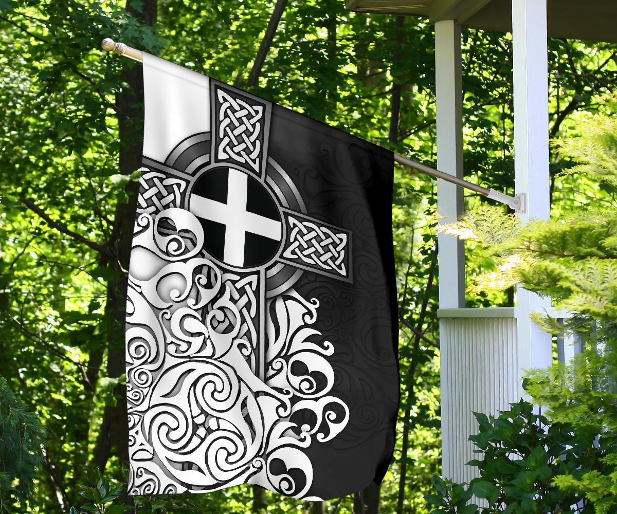 Cornwall Flag - Cornish Flag With Celtic Cross - Vibe Hoodie Shop