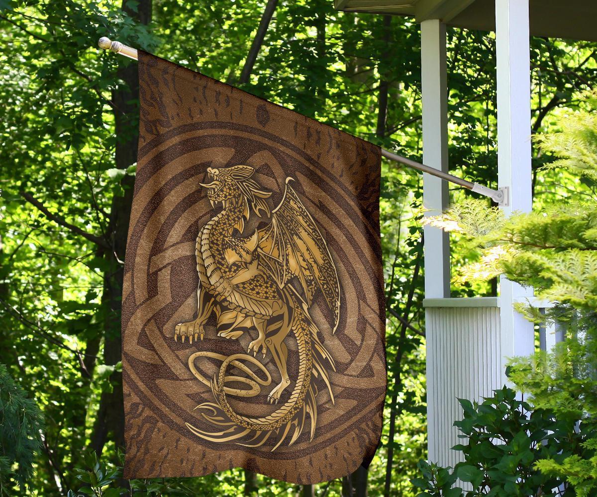 Celtic Vintage Dragon With Knot Flag - Vibe Hoodie Shop