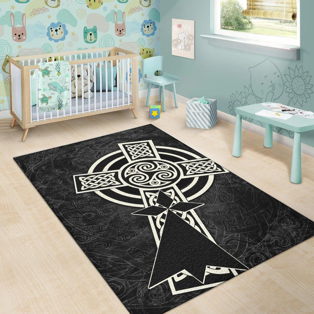 Brittany Celtic Area Rug - Celtic Cross and Stoat Ermine Skew Style - Vibe Hoodie Shop