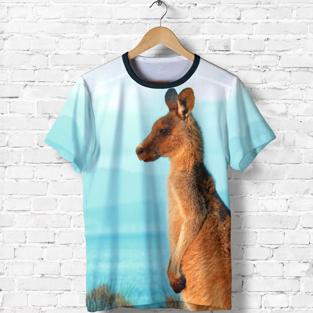 T shirt - Kangaroo T shirt - Unisex - Vibe Hoodie Shop