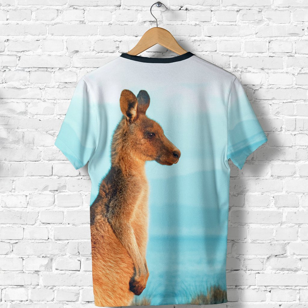 T shirt - Kangaroo T shirt - Unisex - Vibe Hoodie Shop