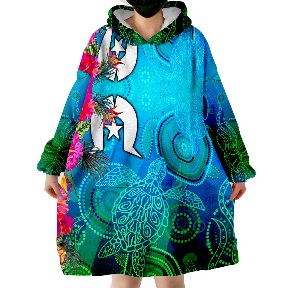 Torres Strait Blue Sea With Hibiscus Wearable Blanket Hoodie - Vibe Hoodie Shop